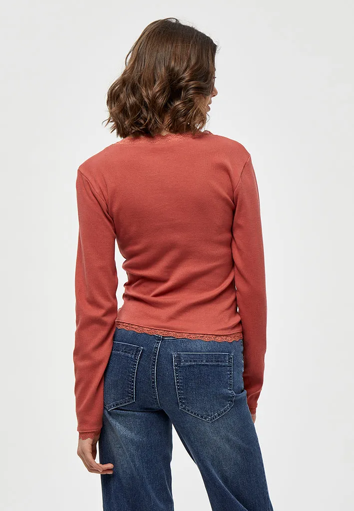 Dareen GOTS Lace LS - Redwood