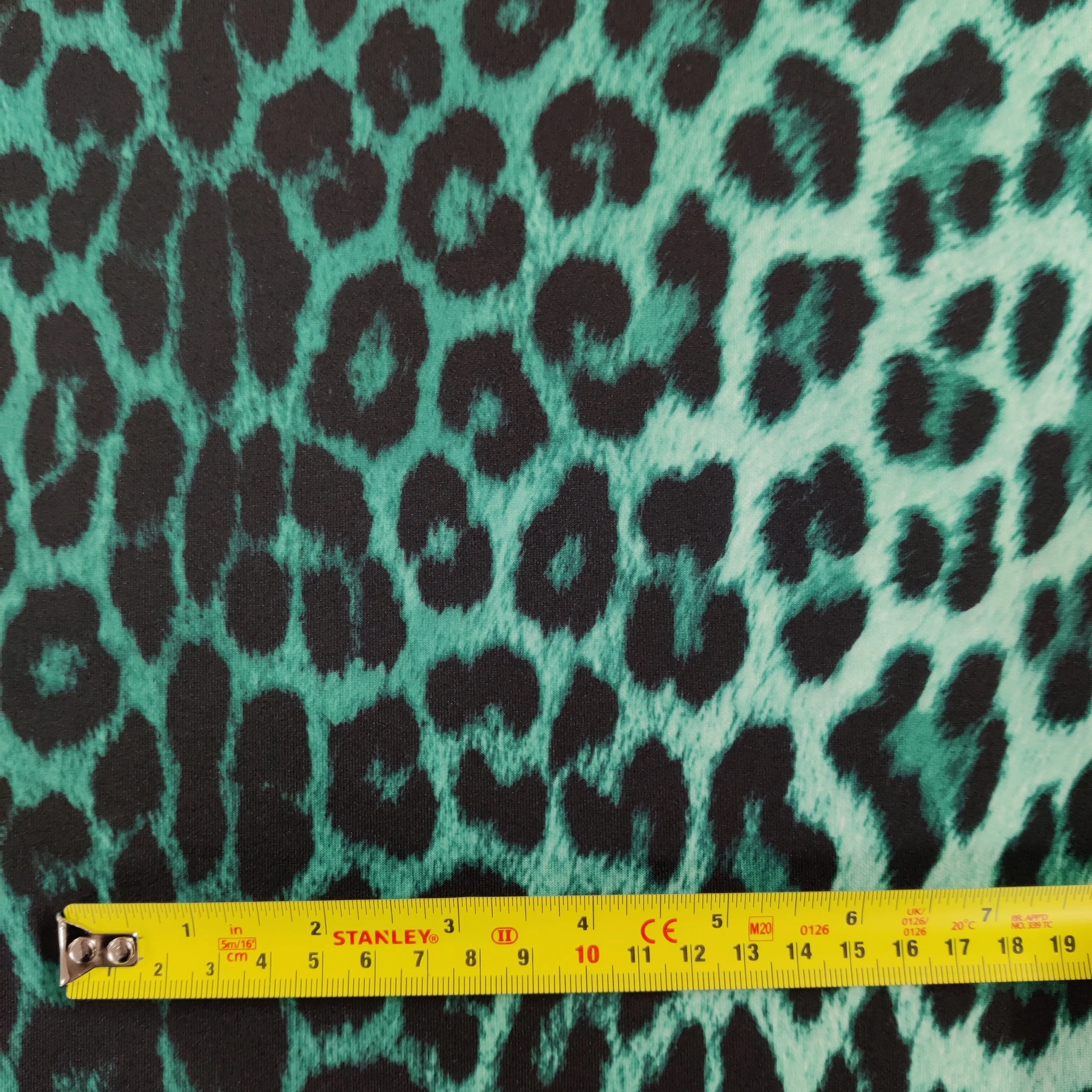 FS005_7 Green Leopard