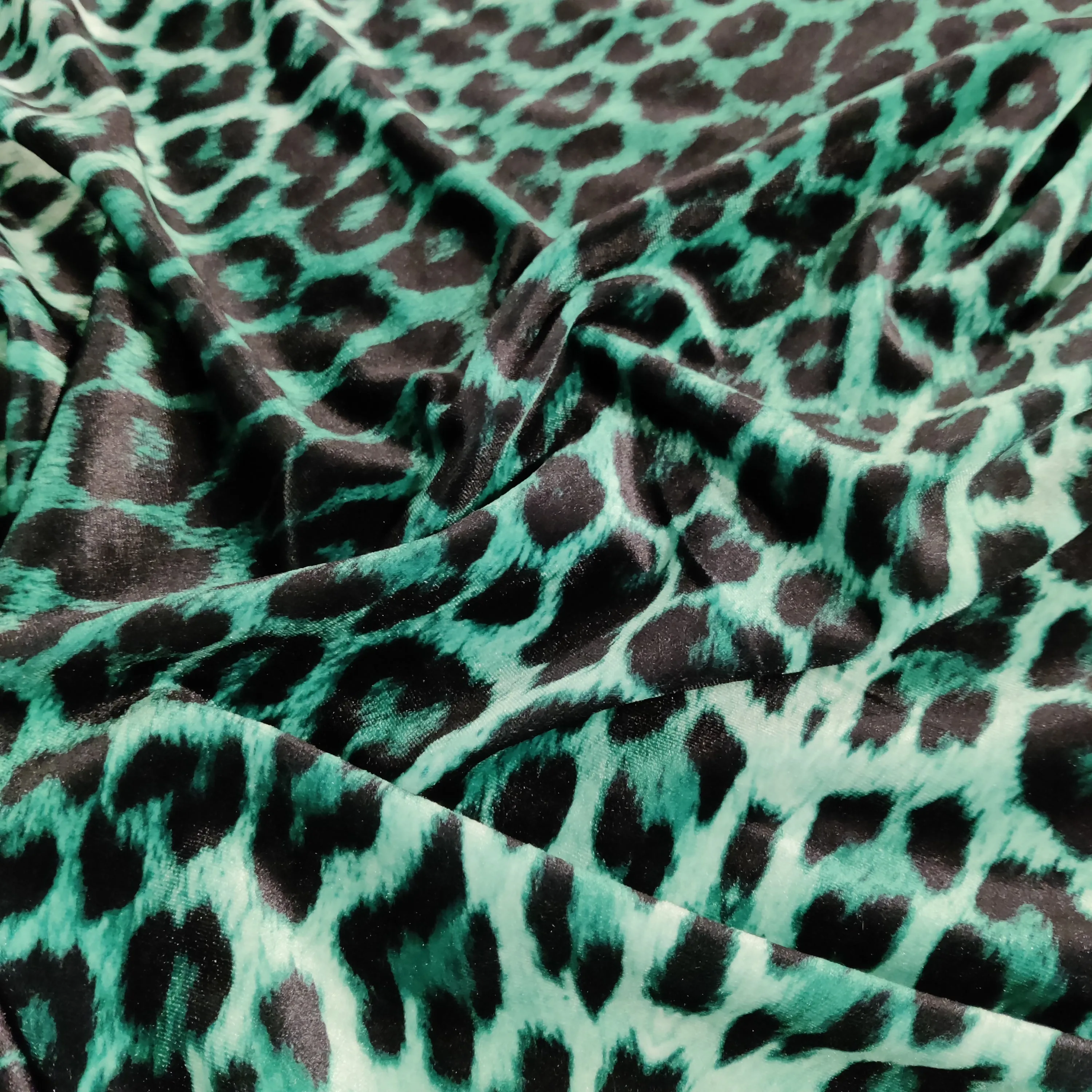 FS005_7 Green Leopard